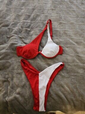 Red & White Two-Tone Women's Bikini Set